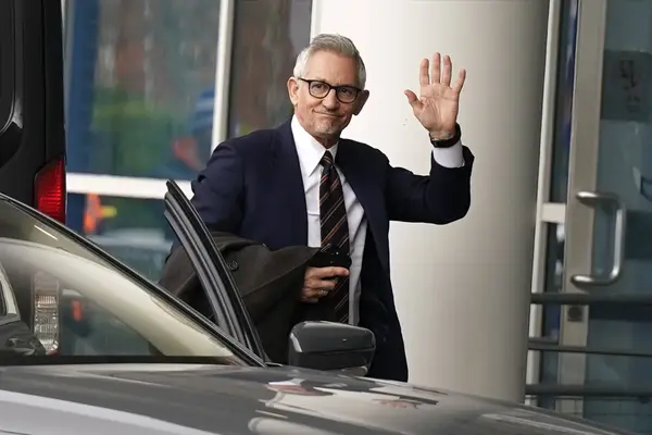 “What’s Happened To Number 9s” – Gary Lineker Explains Why Arsenal Haven’t Signed A Striker