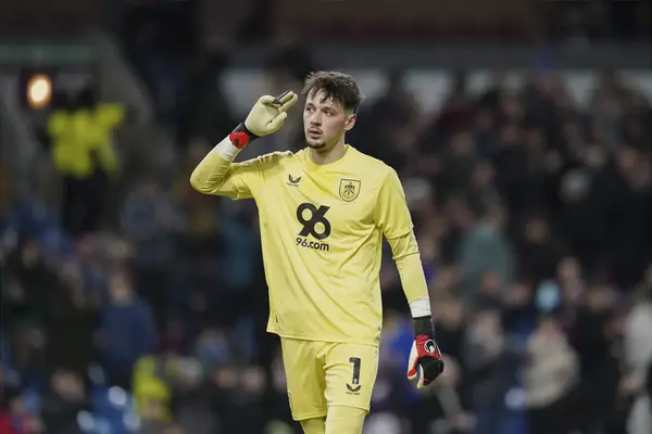 The Top Five Most Valuable Championship Goalkeepers That Premier League Clubs Could Sign