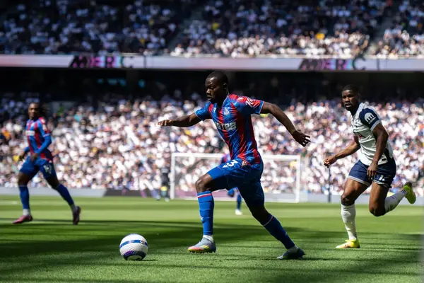 The Top 5 Most Valuable Free Agent Left Backs That Premier League Clubs Could Sign In Summer 2025