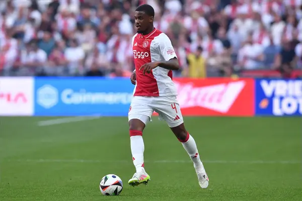 ‘Bring Him, Cover For William Saliba’ ‘Not A Priority’ Fans React As Arsenal Enter Battle With Chelsea For Dutch Star