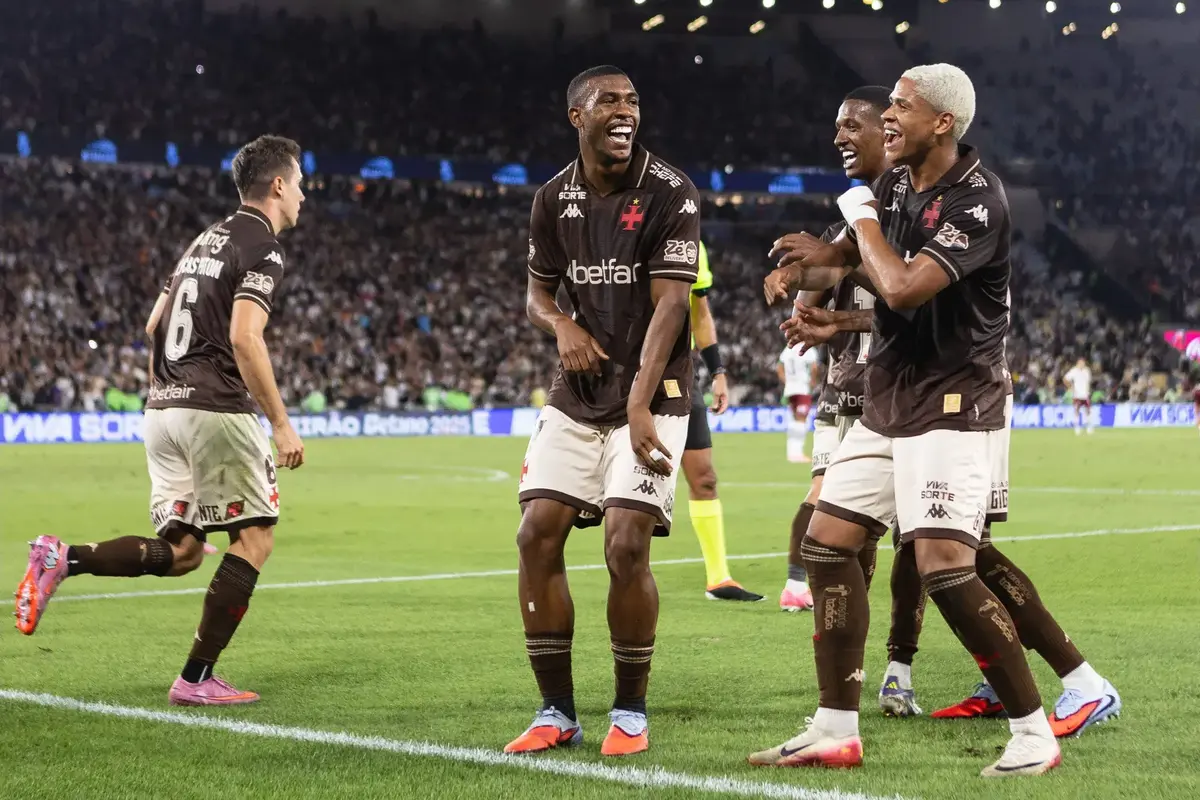 Club To Make Contract Offer To Prevent £34m Wonderkid From Joining Arsenal Or Tottenham