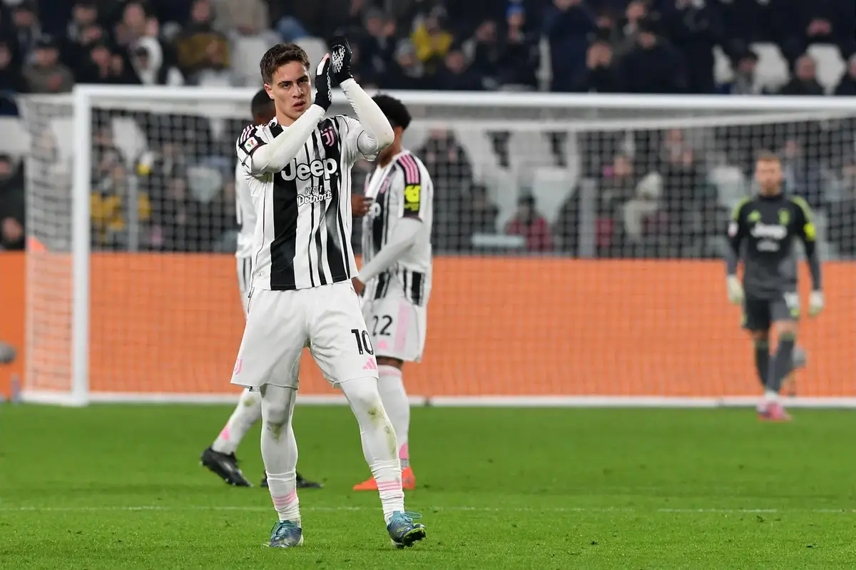 Arsenal Take ‘New Steps’ To Sign Forward Who Gianfranco Zola Says Is Similar To Him